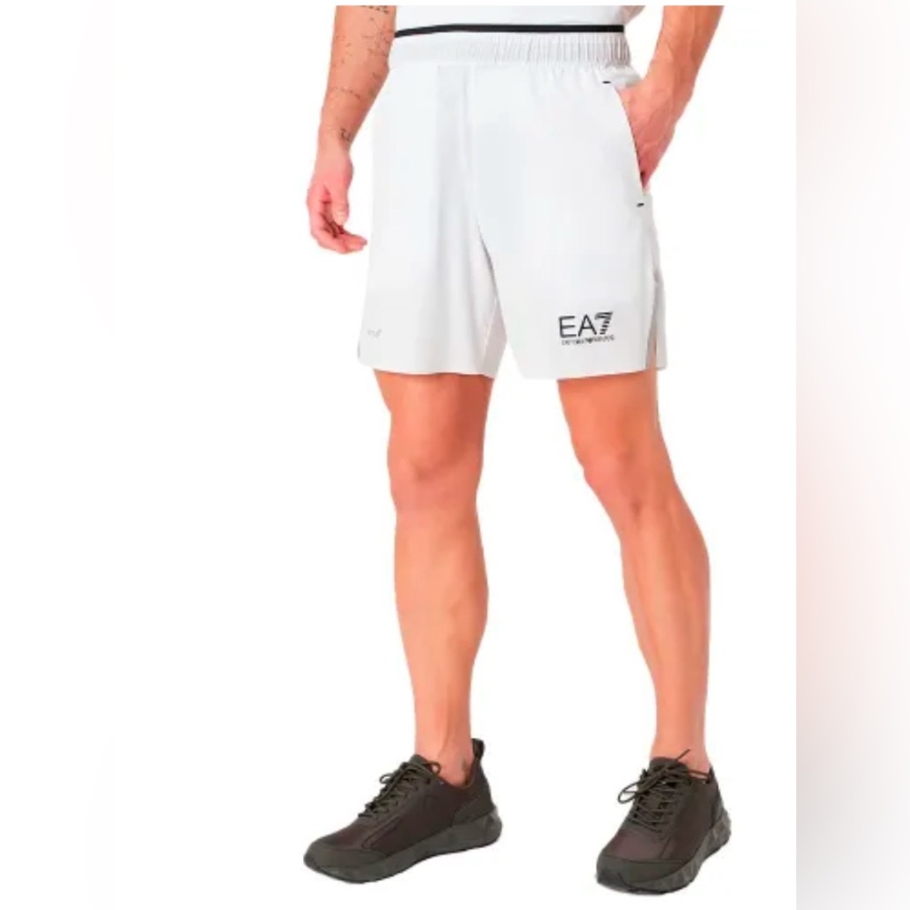 EA7 EMPORIO ARMANI EA7 Shorts